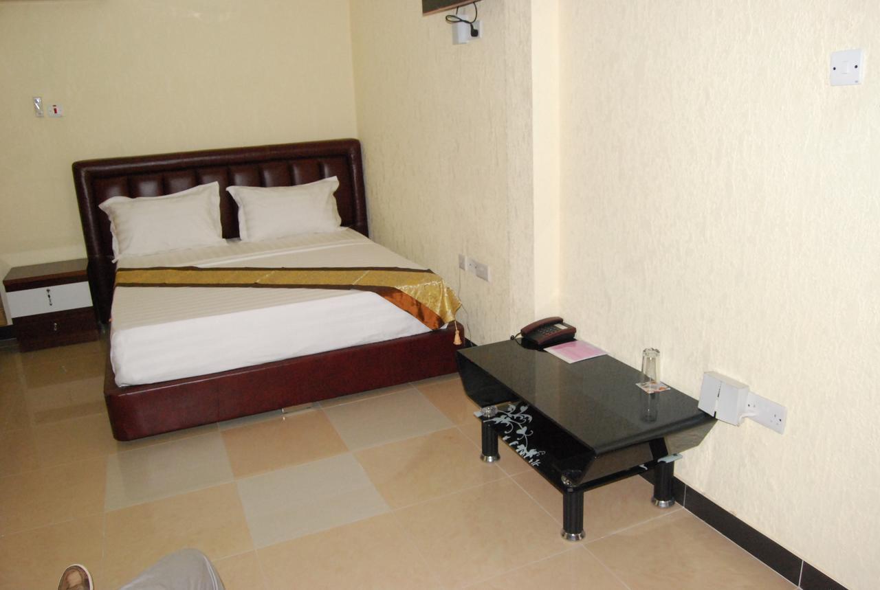 Best Point Hotel Dar es Salaam Exterior foto